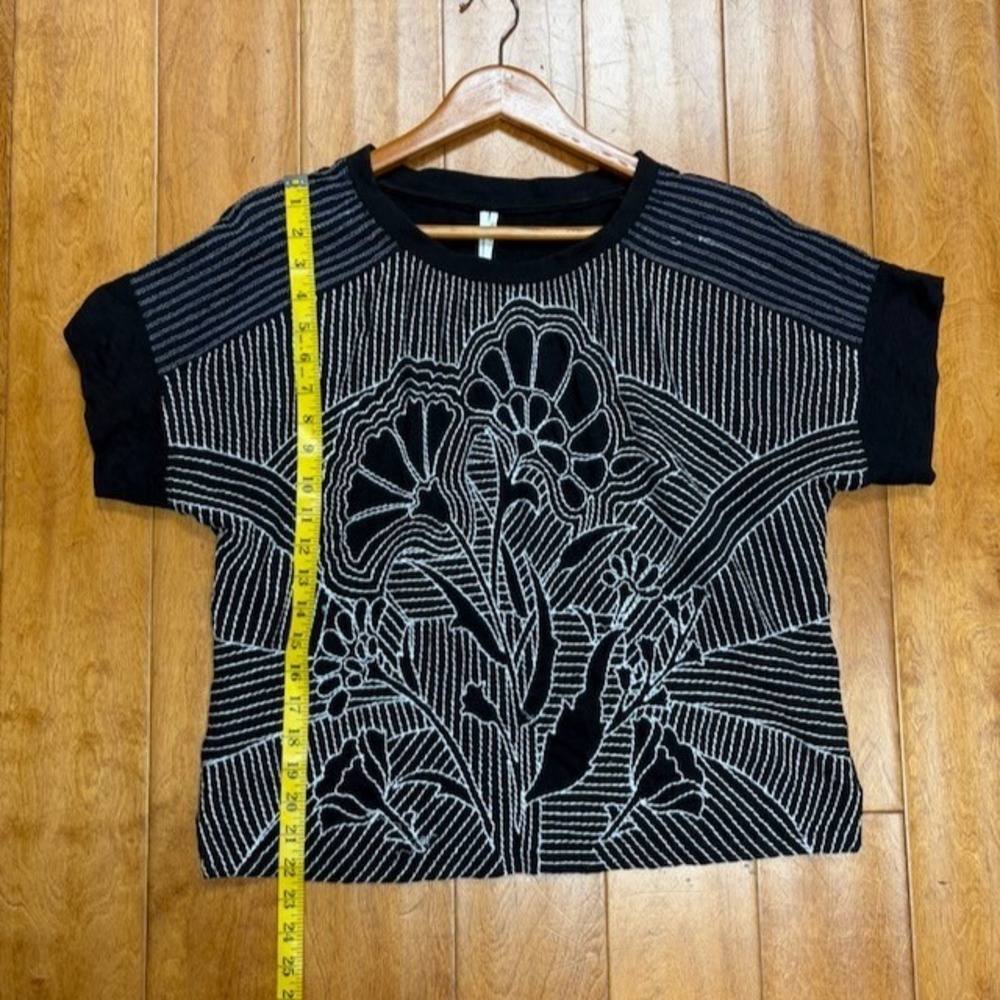 Anthropologie Stitched Tee Black Floral Boxy Top M Cottagecore Casual Boho *flaw - Picture 3 of 9